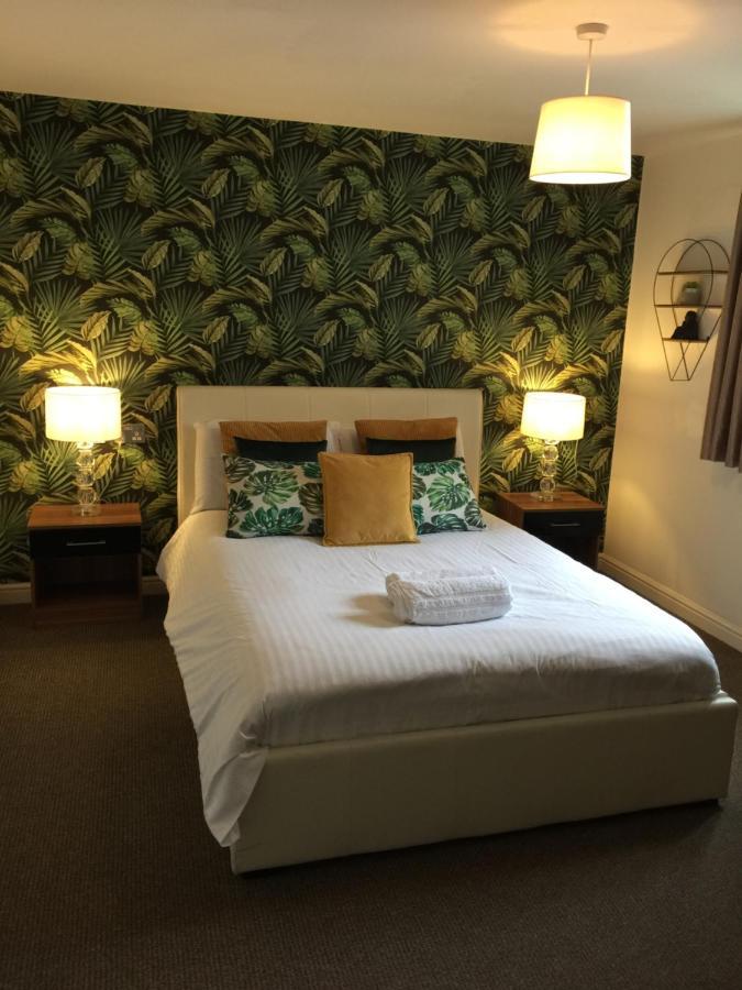הינקלי Empire Serviced Apartments מראה חיצוני תמונה