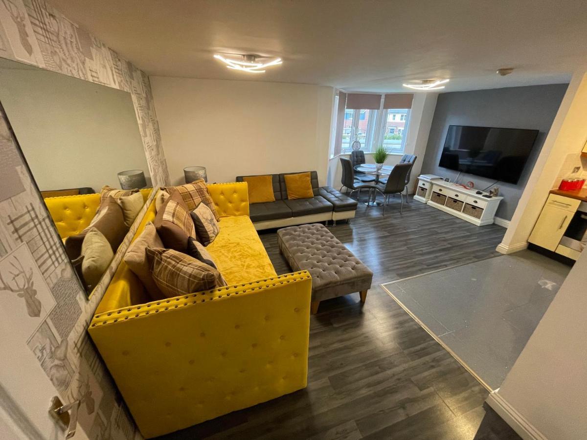 הינקלי Empire Serviced Apartments מראה חיצוני תמונה
